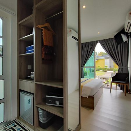 Solesor Kampong Beach Resort Порт-Діксон Екстер'єр фото